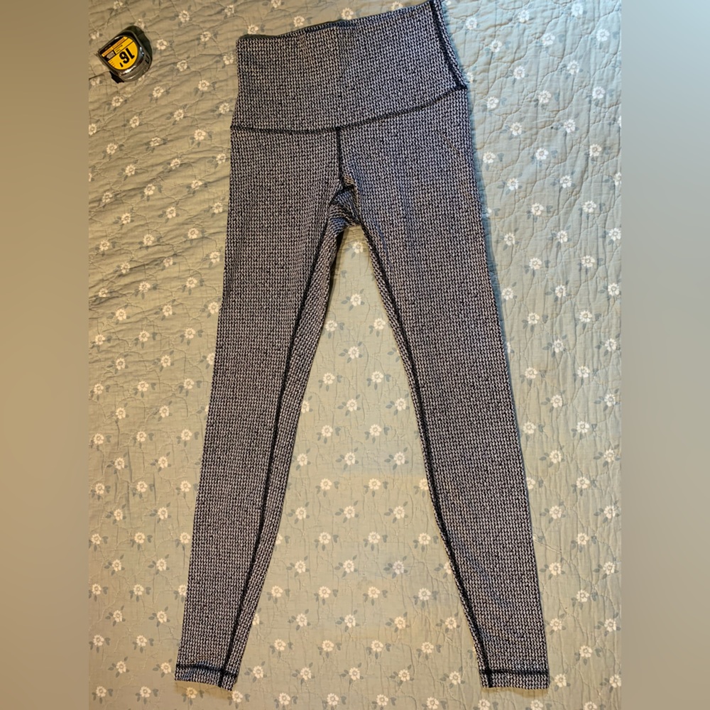 Lululemon Houndstooth Wunder Under high rise leggings - size 6